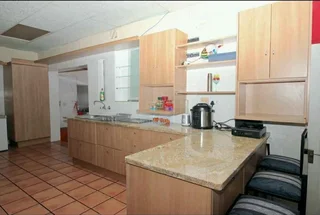 ROOM AVAILABLE TO RENT JAN 2026