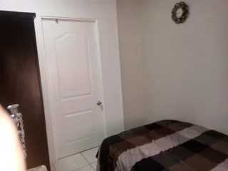 Room for rent Farrarmere 1 person furnished avail. 3 Dec  2025 1 person