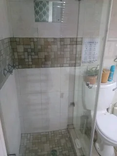 Room for rent Farrarmere 1 person furnished avail. 3 Dec  2025 1 person