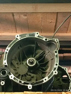 Ford focus 5 speed- R 5,500.00