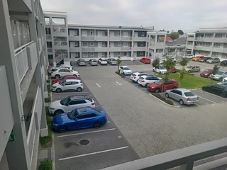 I&#39;M LOOKING FOR A JOB AS A CARE TAKER BUILDING COMPLEX CLEANER