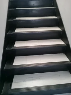 I'M LOOKING FOR A JOB EXTRA 3 DAYS