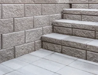 Breeze blocks and retainers