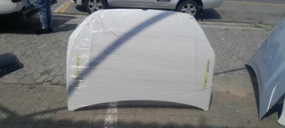 VW POLO 9 SEDAN BONNET 2023