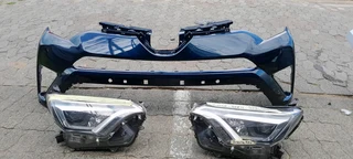 TOYOTA RAV 4 HEADLIGHT AND BUMPER 2016-18