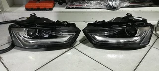 Audi A4 B8 Xenon Headlight