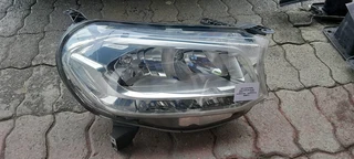 MERC BENZ A470 STANDARD HEADLIGHT