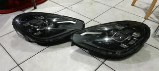 PORCHE CAYENNE LED HEADLIGHT 2019