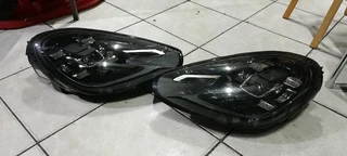 PORCHE CAYENNE LED HEADLIGHT 2019