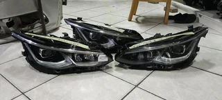 VW GOLF 8 MATRIX IQ HEADLIGHT