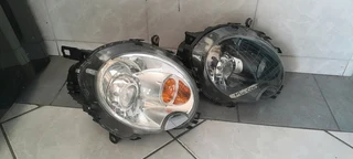 MINI COOPER CLUBMAN R55 HEADLIGHT