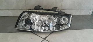 AUDI A4 B8 HEADLIGHT 2001
