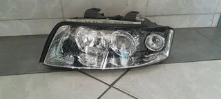 AUDI A4 B8 HEADLIGHT 2001