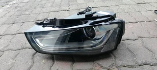 AUDI A4 B8 XENON HEADLIGHT