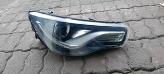 AUDI A1 XENON HEADLIGHT 2010-14