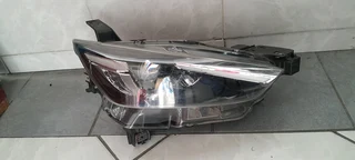 MAZDA CX3 XENON HEADLIGHT