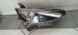 MAZDA CX3 XENON HEADLIGHT