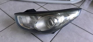 HYUNDAI IX35 XENON HEADLIGHT 2010