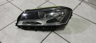 VW PASSAT HEADLIGHT 2010-16