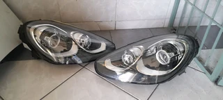 PORSCHE CAYENNE XENON HEADLIGHT
