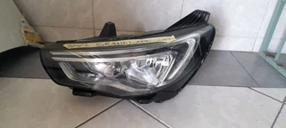 Opel Grandland Headlight