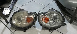 MINI COOPER COUNTRYMAN XENON HEADLIGHT