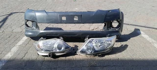 TOYOTA FORTUNER HEADLIGHT AND BUMPER
