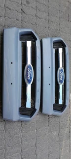 FORD RANGER T7 MAIN GRILL