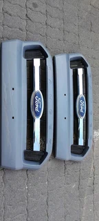 FORD RANGER T7 MAIN GRILL