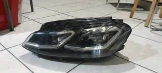 Vw Golf 7.5 R-line Headlight