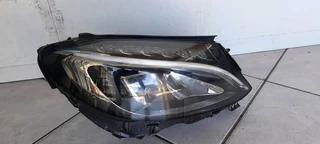 MERC BENZ W205 SINGLE XENON HEADLIGHT