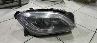 MERC BENZ A166 XENON HEADLIGHT