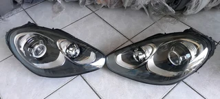 PORSCHE CAYENNE HEADLIGHT 2015-18
