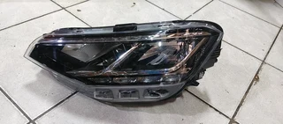 VW POLO 9 SEDAN HEADLIGHT