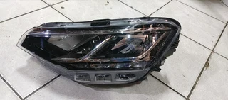 VW POLO 9 SEDAN HEADLIGHT
