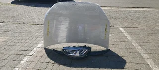 VW POLO 9 SEDAN BONNET AND HEADLIGHT