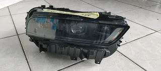 BMW X7 GO7 HEADLIGHT RHS