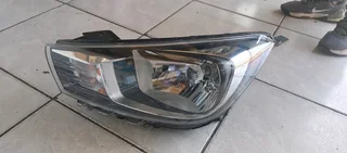 KIA PEGAS HEADLIGHT