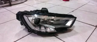 AUDI A3 XENON HEADLIGHT 2017
