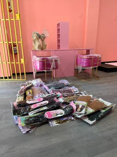 Looking for Salon Staff