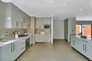 freemoncostner&#64;gmail.com: &#43;27734877661.