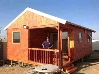 Freemon Log Homes Construction Company: &#43;27734877661.