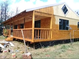 Freemon Log Homes Construction Company: &#43;27734877661.