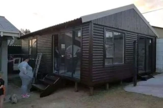 Freemon Log Homes Construction: +27734877661.