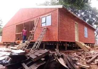 Freemon Log Homes Construction Company: &#43;27734877661.