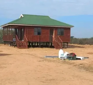 Freemon Log Homes Construction Company: &#43;27734877661.