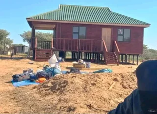 Log Homes and Nutec Homes: &#43;27643441964 / &#43;27734877661.