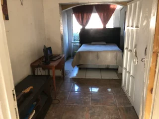 House - Ad posted by Ethan Van Rooyen