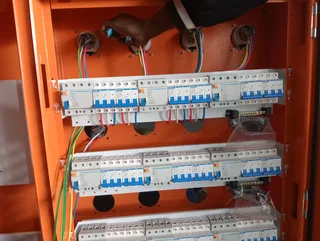 Electrician assistant