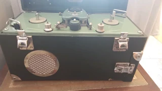 Reel  to reel (EMI midget)